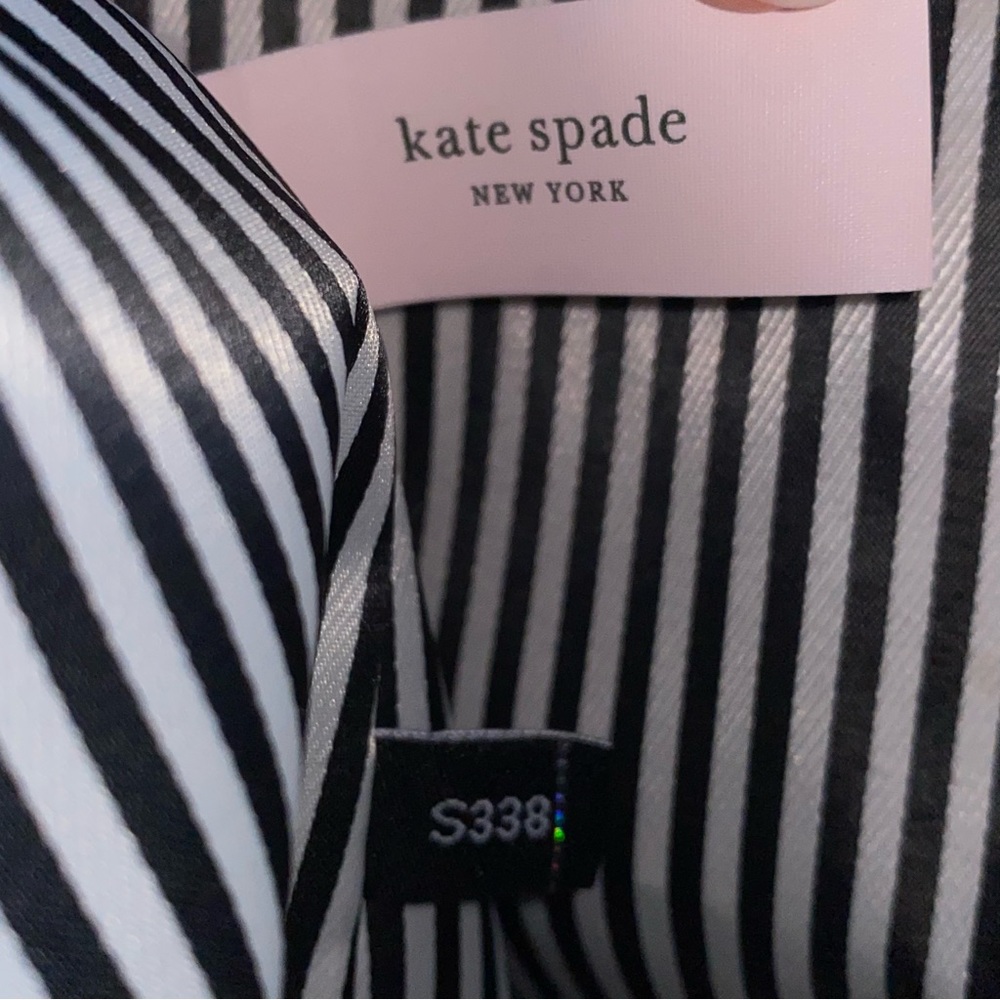 Classic Black Leather Kate Spade Tote Bag - Picture 12 of 14